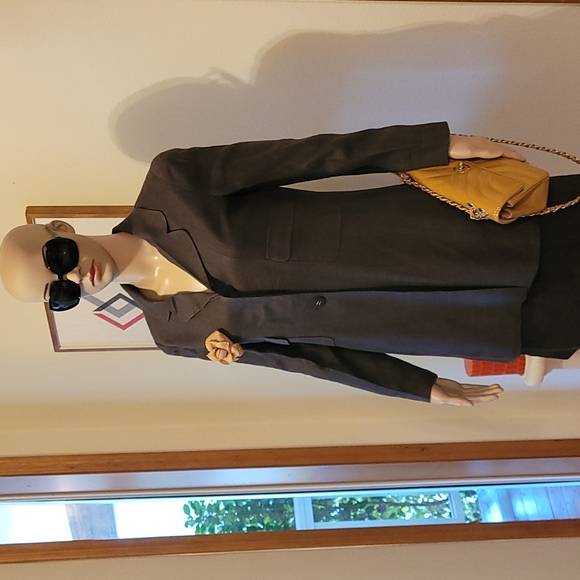 Chanel Vintage blazers & skirts. Final sale no return - Picture 10 of 17